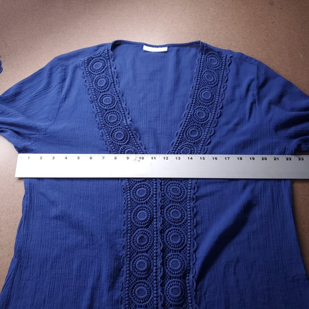 La Blanca Island Fare Crochet Coverup Tunic Women XL Blue Deep V-neck 3/4 Sleeve - Picture 4 of 6